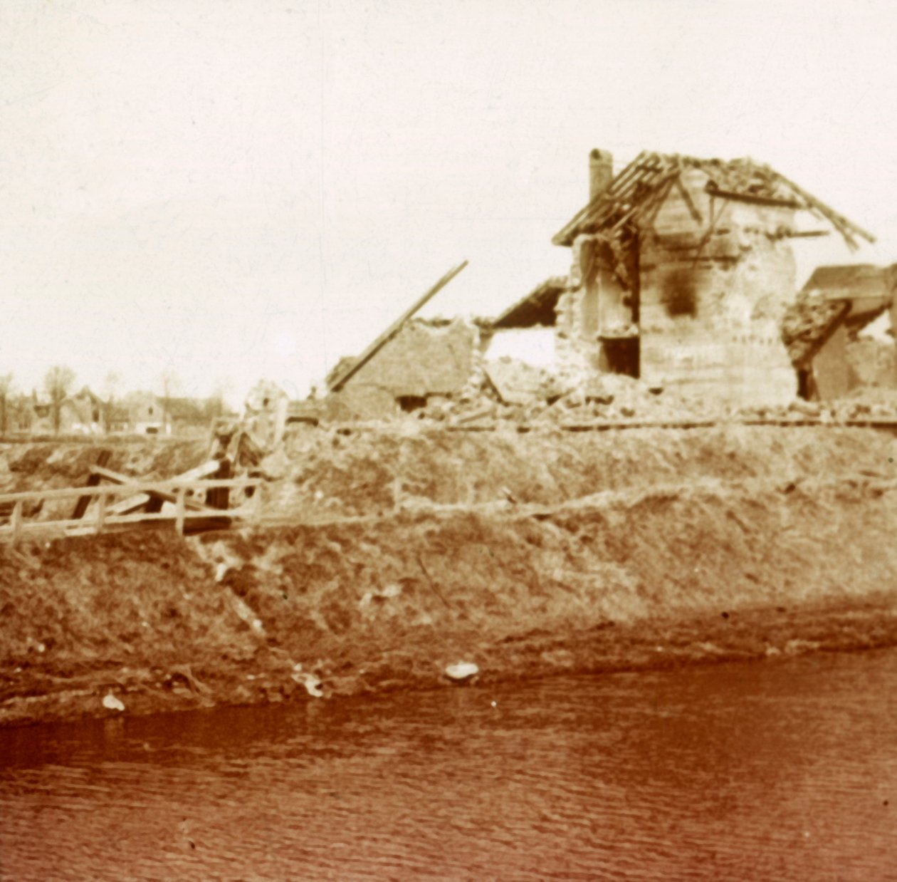Casa dos detentores de fechaduras, Nieuwpoort, Flandres, Bélgica, c1914-c1918 de Unbekannt