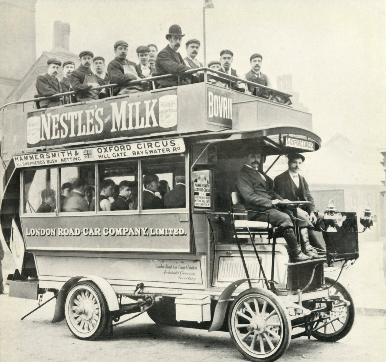 Ônibus a vapor de Londres, c1900, 1947. de Unbekannt