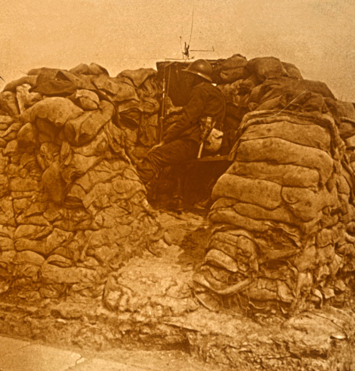 Vista da linha de frente, c1914-c1918 de Unbekannt
