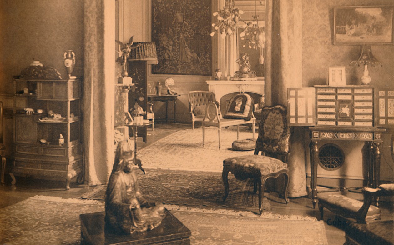 Sala Louis XIV na Embaixada Cubana em Bruxelas, Bélgica, 1927. de Unbekannt