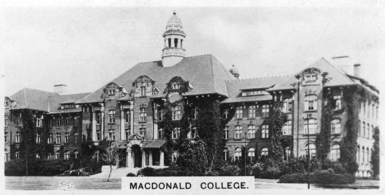 MacDonald College, Montreal, Canadá, c1920s de Unbekannt