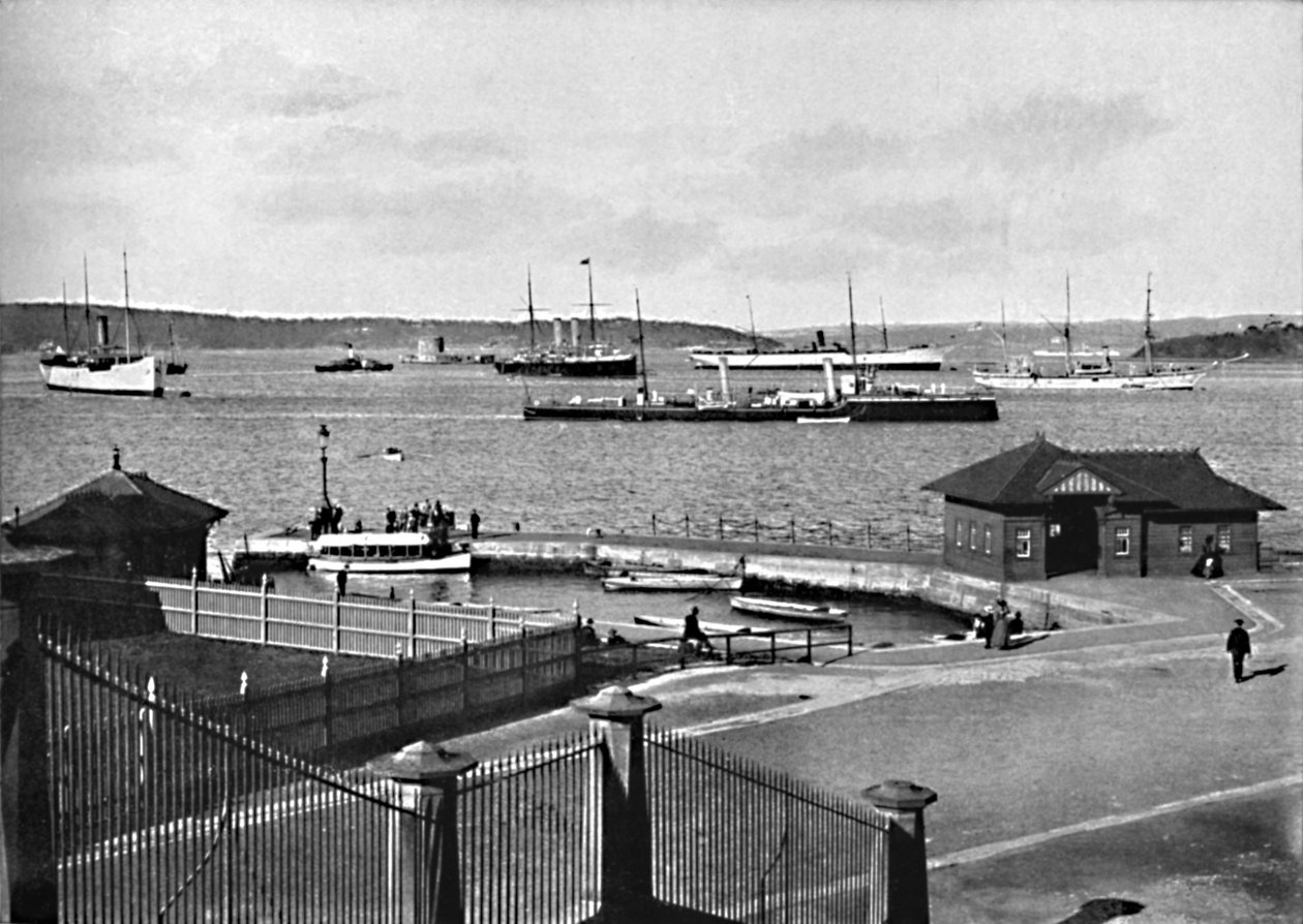 Man o War Stairs e Farm Cove, c1900. de Unbekannt