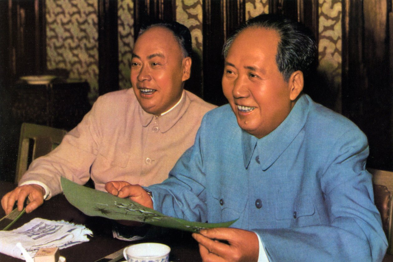 Mao Zedong e Chen Yi, líderes comunistas chineses, c1960s de Unbekannt
