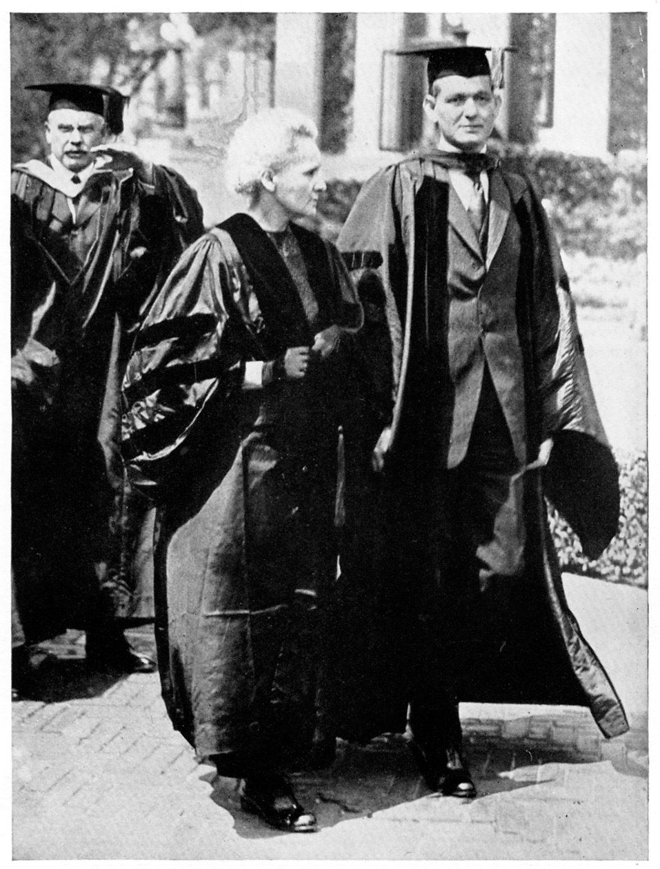 Marie Curie, física francesa nascida na Polônia em 1921. de Unbekannt