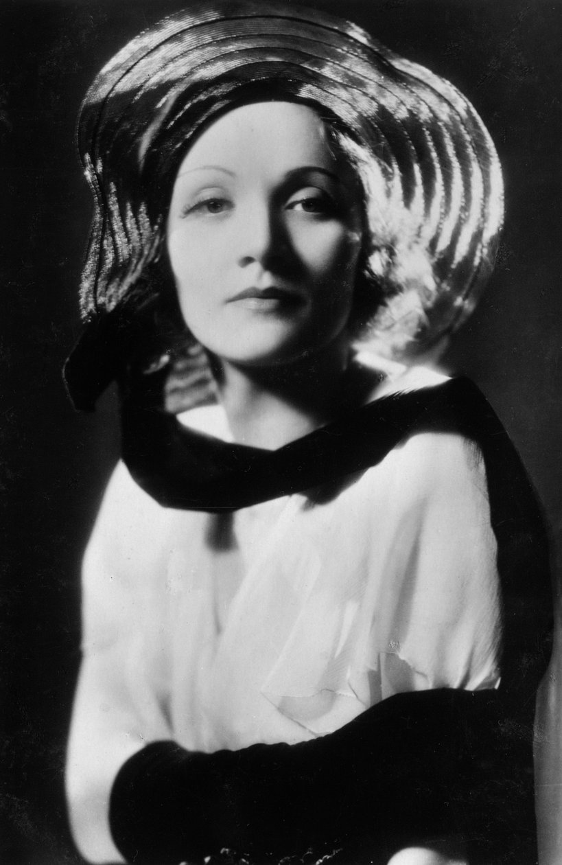 Marlene Dietrich 1901-1992, atriz, cantora e artista americana de origem alemã, século 20 de Unbekannt