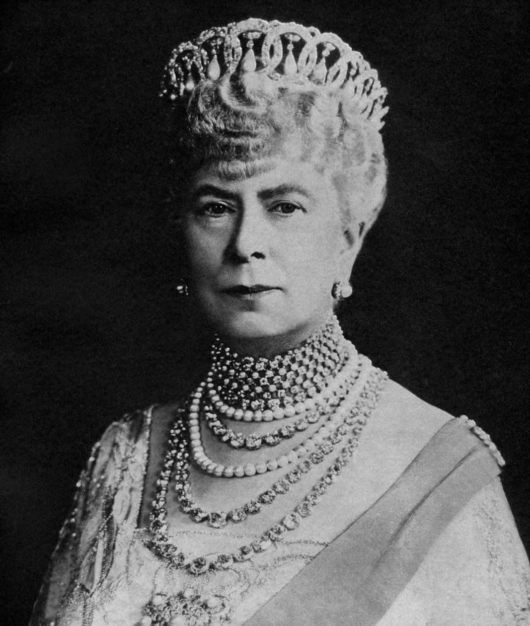 Maria de Teck, rainha consorte de George V do Reino Unido, c1936. de Unbekannt