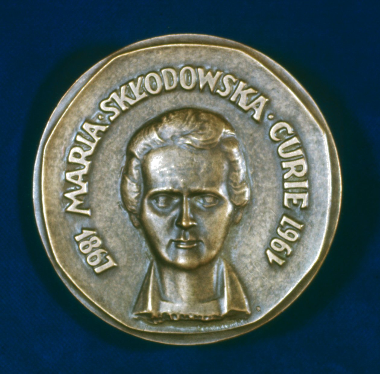 Medalha em comemoração a Marie Sklodowska Curie, físico francês nascido na Polônia, 1967 de Unbekannt