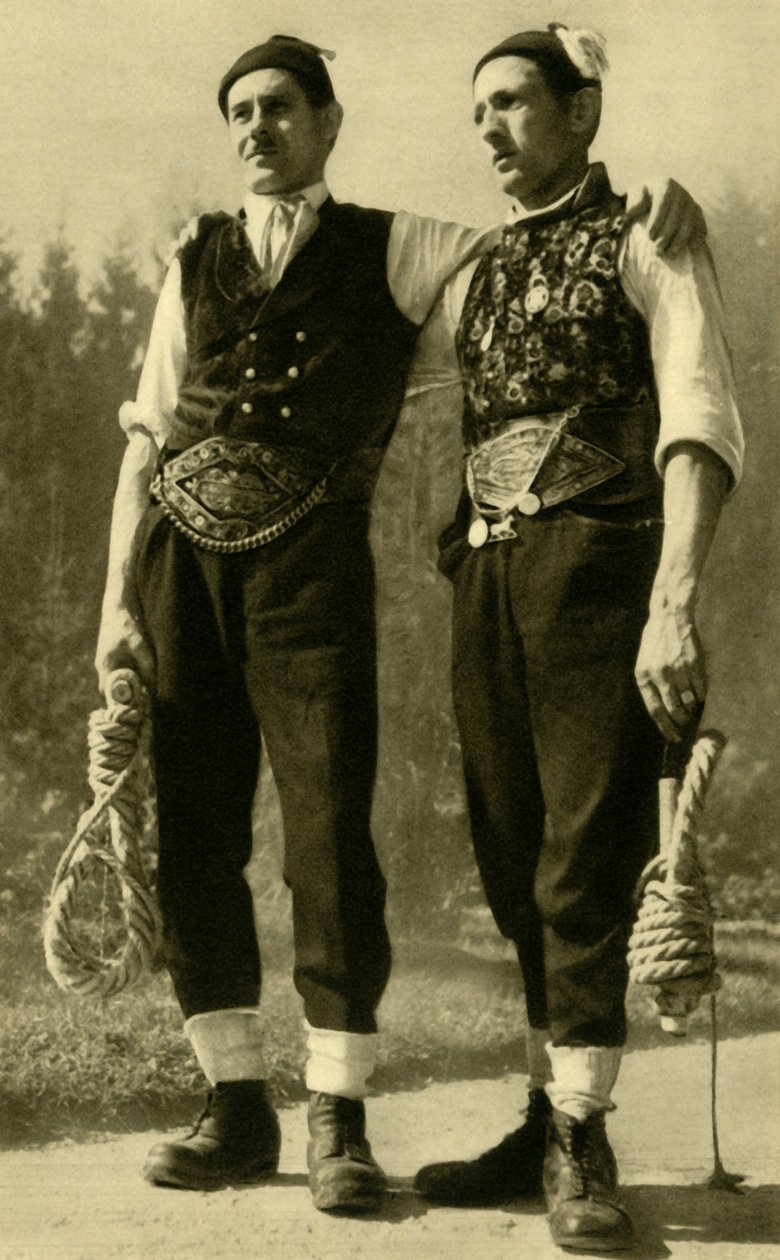 Homens em trajes tradicionais, Mühlviertel, Alta Áustria, c1935. de Unbekannt