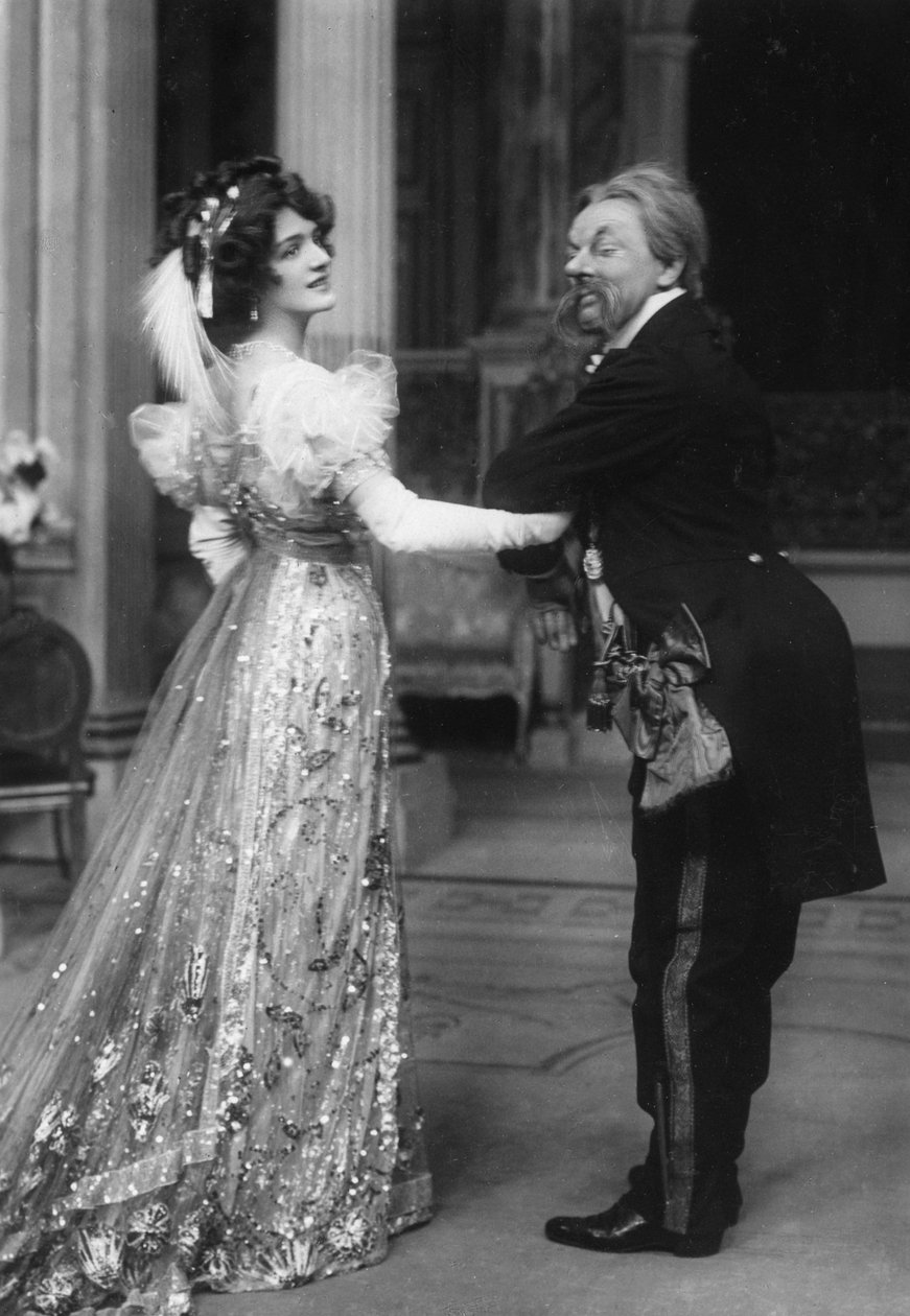 Lily Elsie e George Graves em A Viúva Feliz, século 20 de Unbekannt