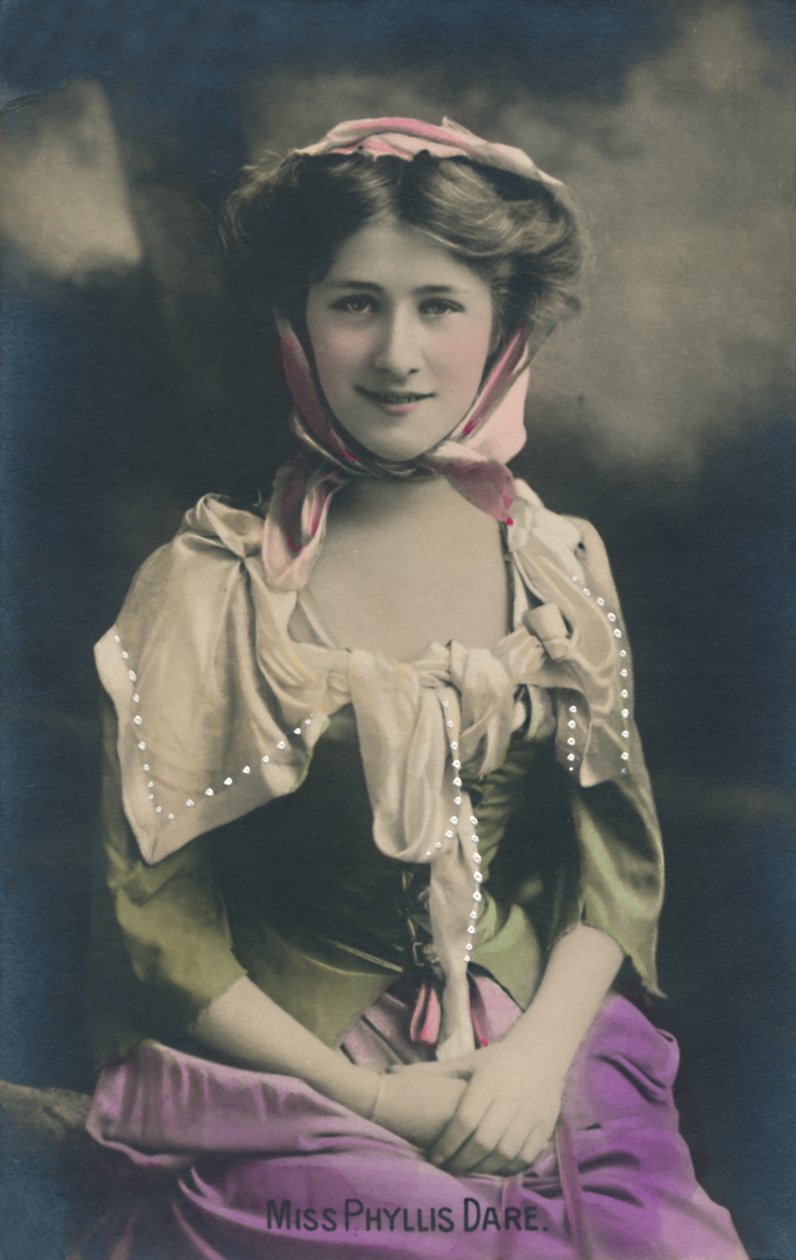 Miss Phyllis Dare, c1930. de Unbekannt