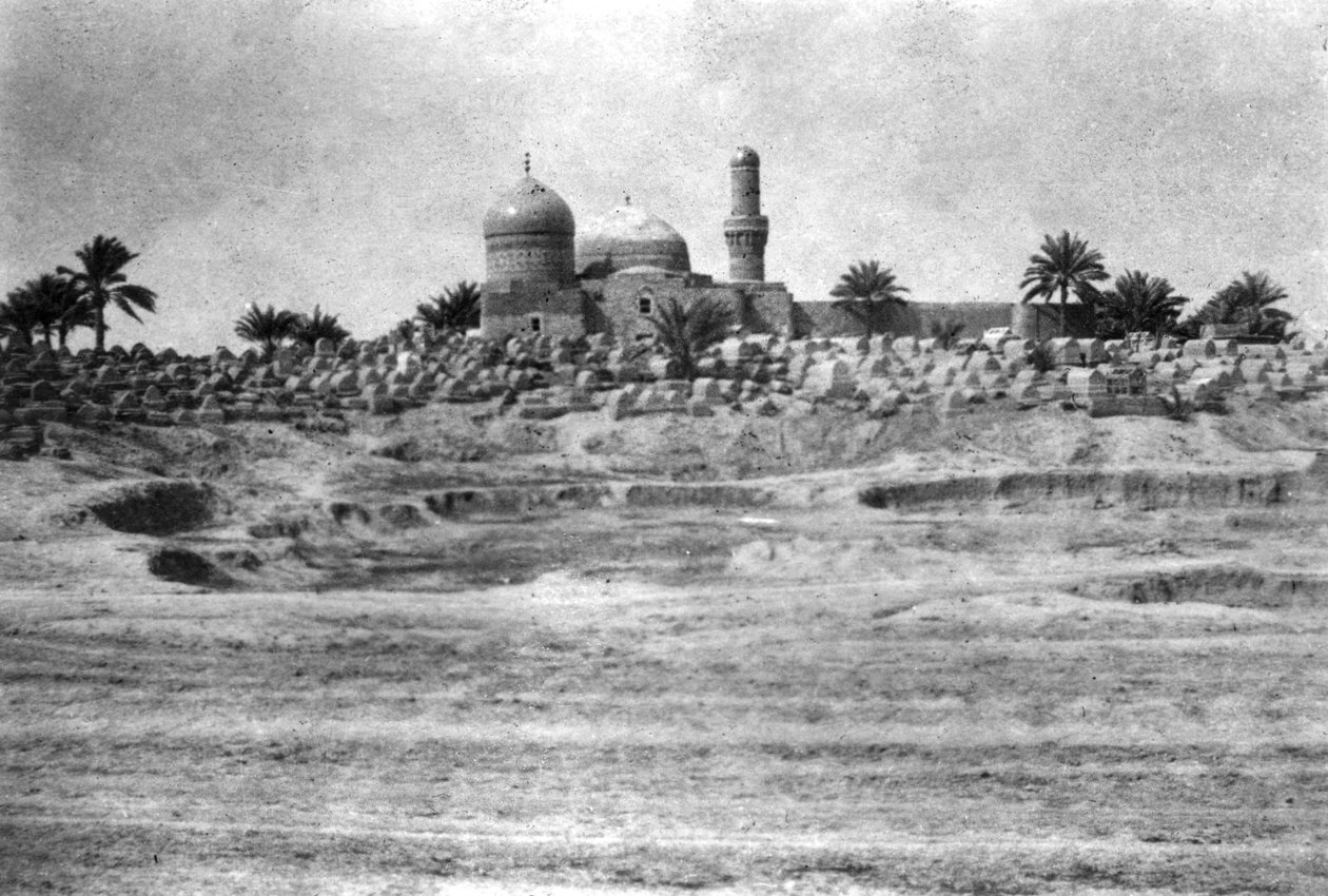 Mesquita e cemitério perto de Bagdá, 1918 de Unbekannt