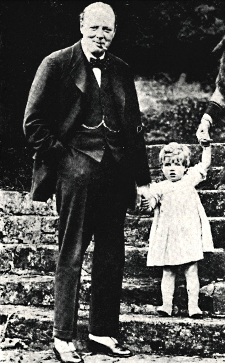Sr. Churchill com sua filha, 1924, 1945. de Unbekannt