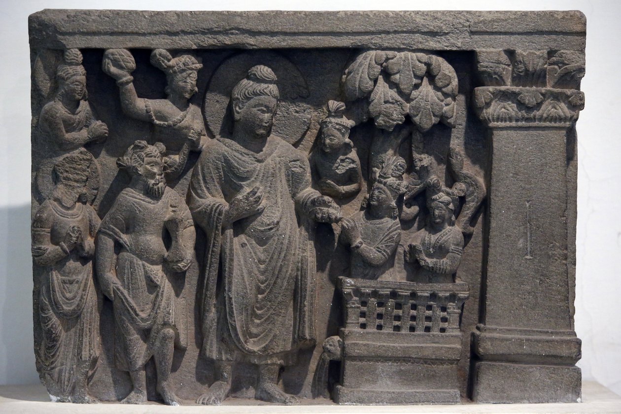 Museu Nacional da Índia, Nova Deli. Buda com Naga-Kalika. Gandhara, século II d.C., Pedra. Empréstimo do museu do Mayo College, Ajmer. Índia. de Unbekannt