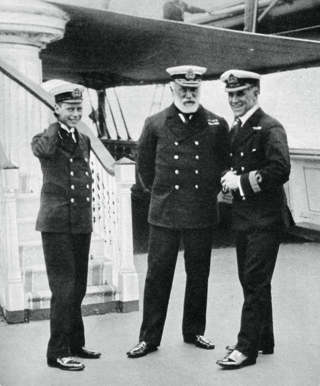 Cadete da Marinha Príncipe Albert com o Almirante Sir Lewis Beaumont, 1912 de Unbekannt