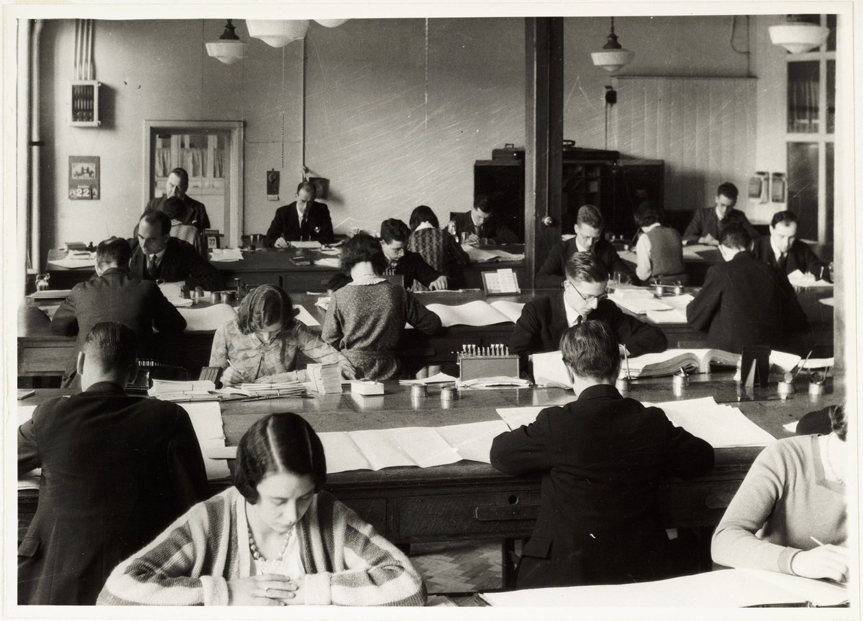 Trabalhadores de escritório, c 1930 de Unbekannt