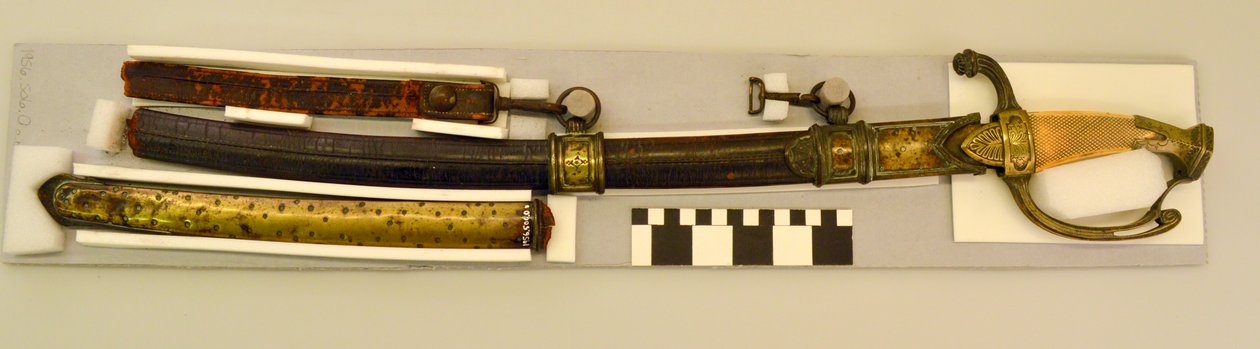 Espada e bainha de oficial de possível origem francesa que pertenceu a William L. Clay Hickman e foi usada na Guerra de 1812 de Unbekannt