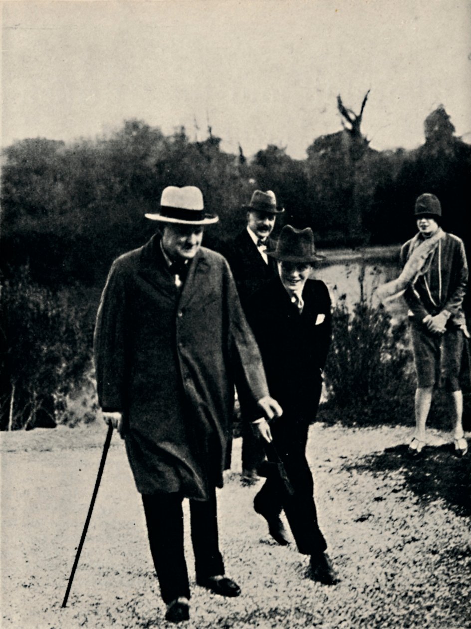 De férias com seu filho na Itália, 1920, 1945. de Unbekannt