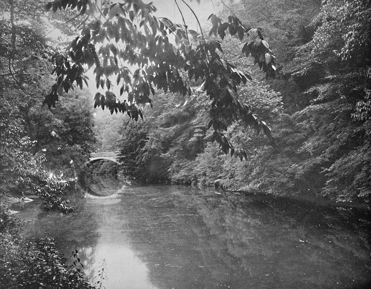 Em Wissahickon Creek, Fairmount Park, Filadélfia, c1897. de Unbekannt