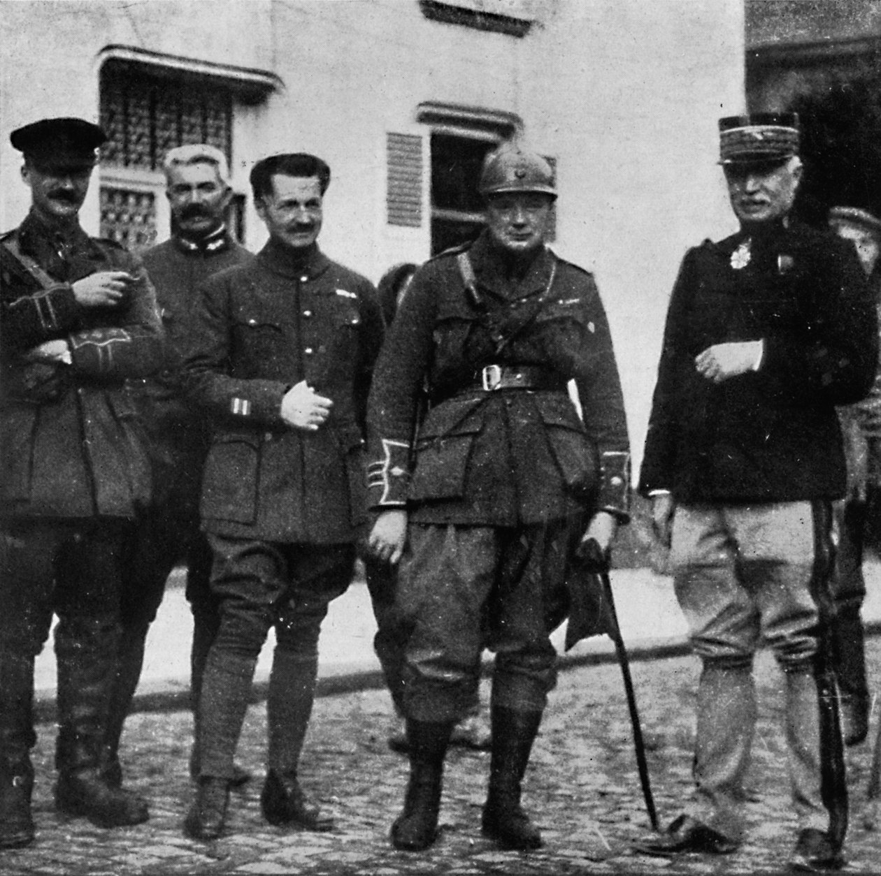 Na frente e depois da experiência, ele comandou o 6º Fuzileiro Escocês Real, c16, 1945 de Unbekannt