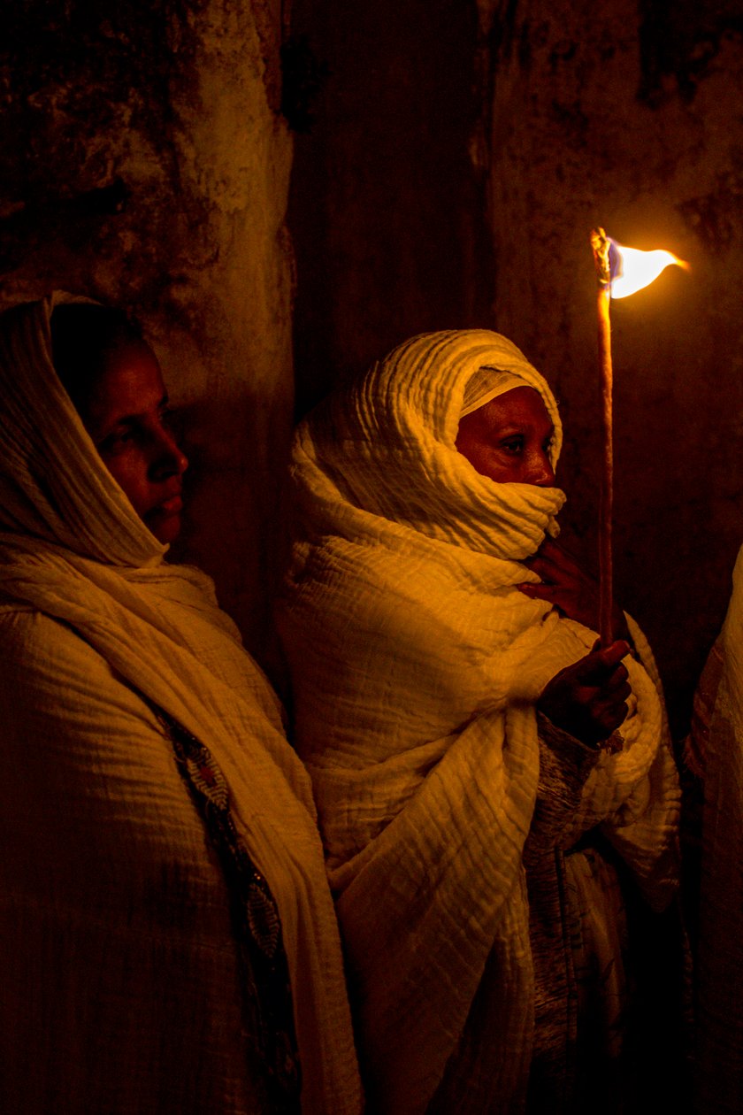 Vigília Pascal ortodoxa na seção copta do Santo Sepulcro, Jerusalém, Israel, 2018 (foto) de Unbekannt