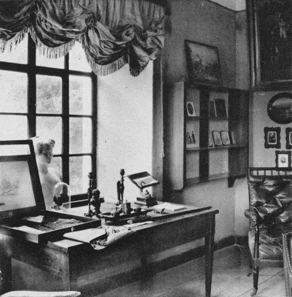 Ostafyevo Estate. A mesa de Alexander Pushkin, final do século XIX de Unbekannt