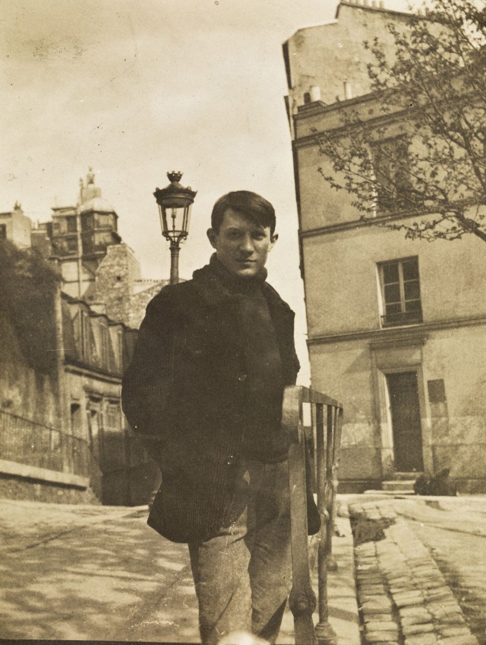 Pablo Picasso no lugar Ravignan, Montmartre, 1904. de Unbekannt
