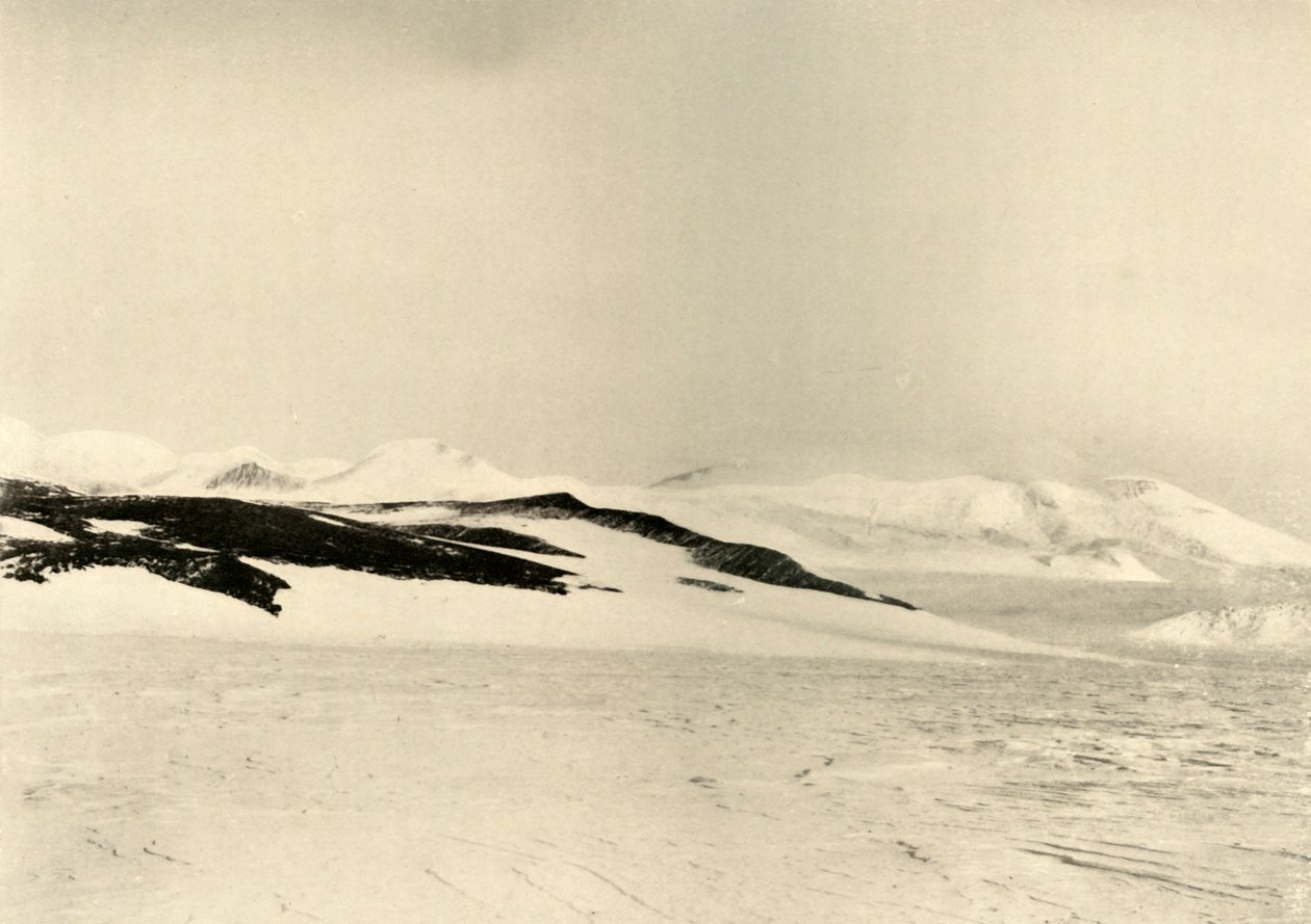 Parte da escala da rainha Alexandra 1500 pés acima da geleira, c1908, 1909. de Unbekannt