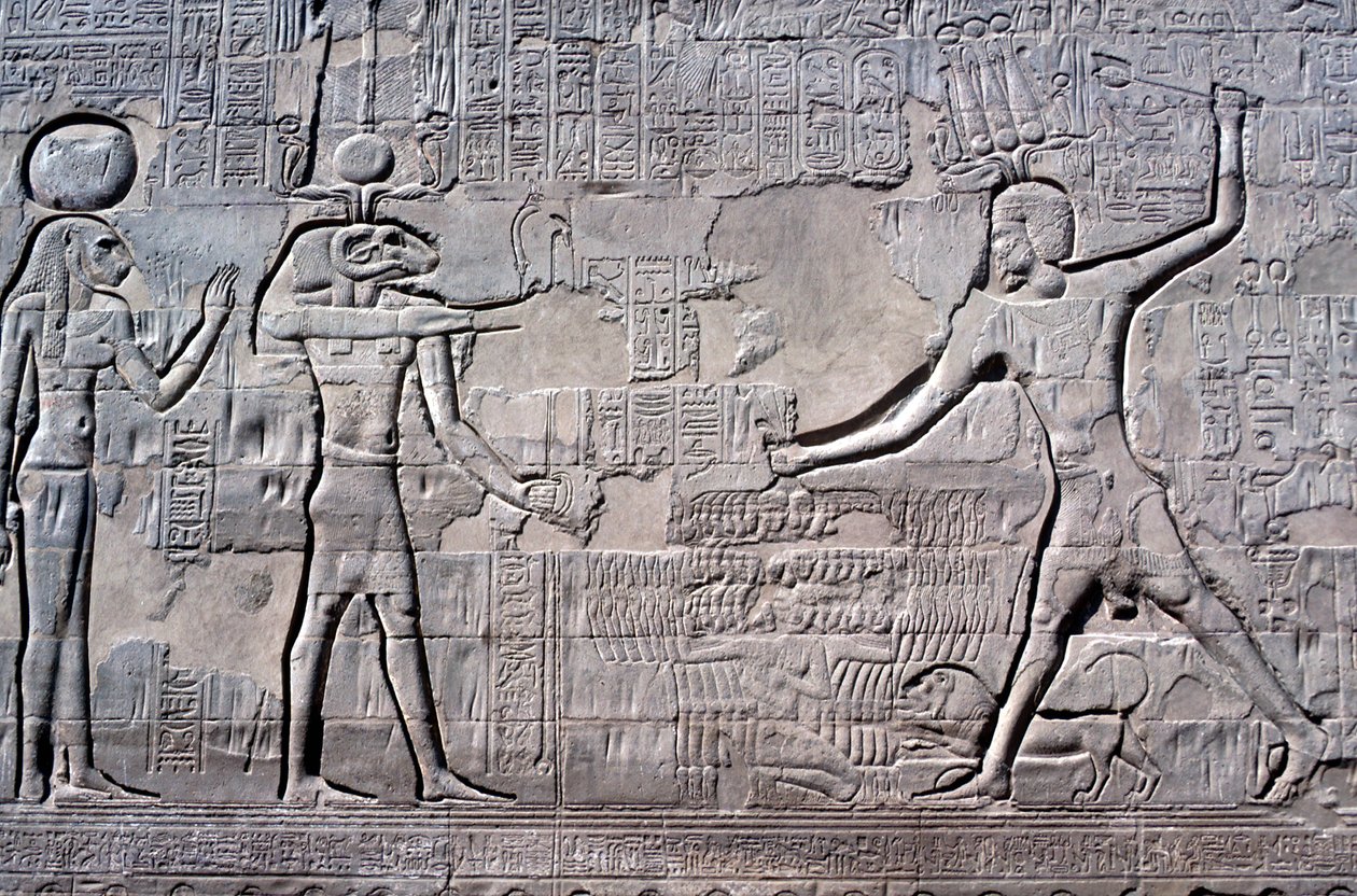 Faraó ferindo seus inimigos, Templo de Khnum, Períodos Ptolomaico e Romano de Unbekannt