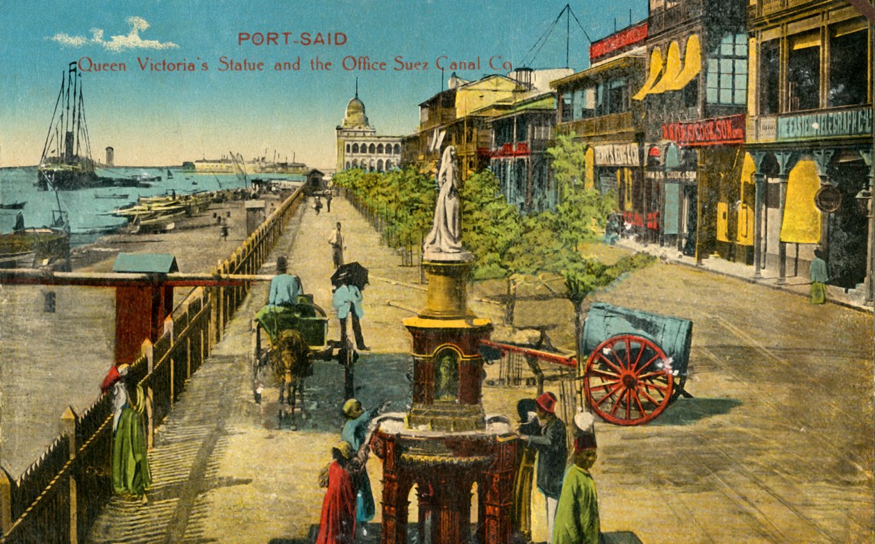 Port-Said - Estátua da Rainha Victorias e o Escritório Suez Canal Co., c1918-c1939. de Unbekannt