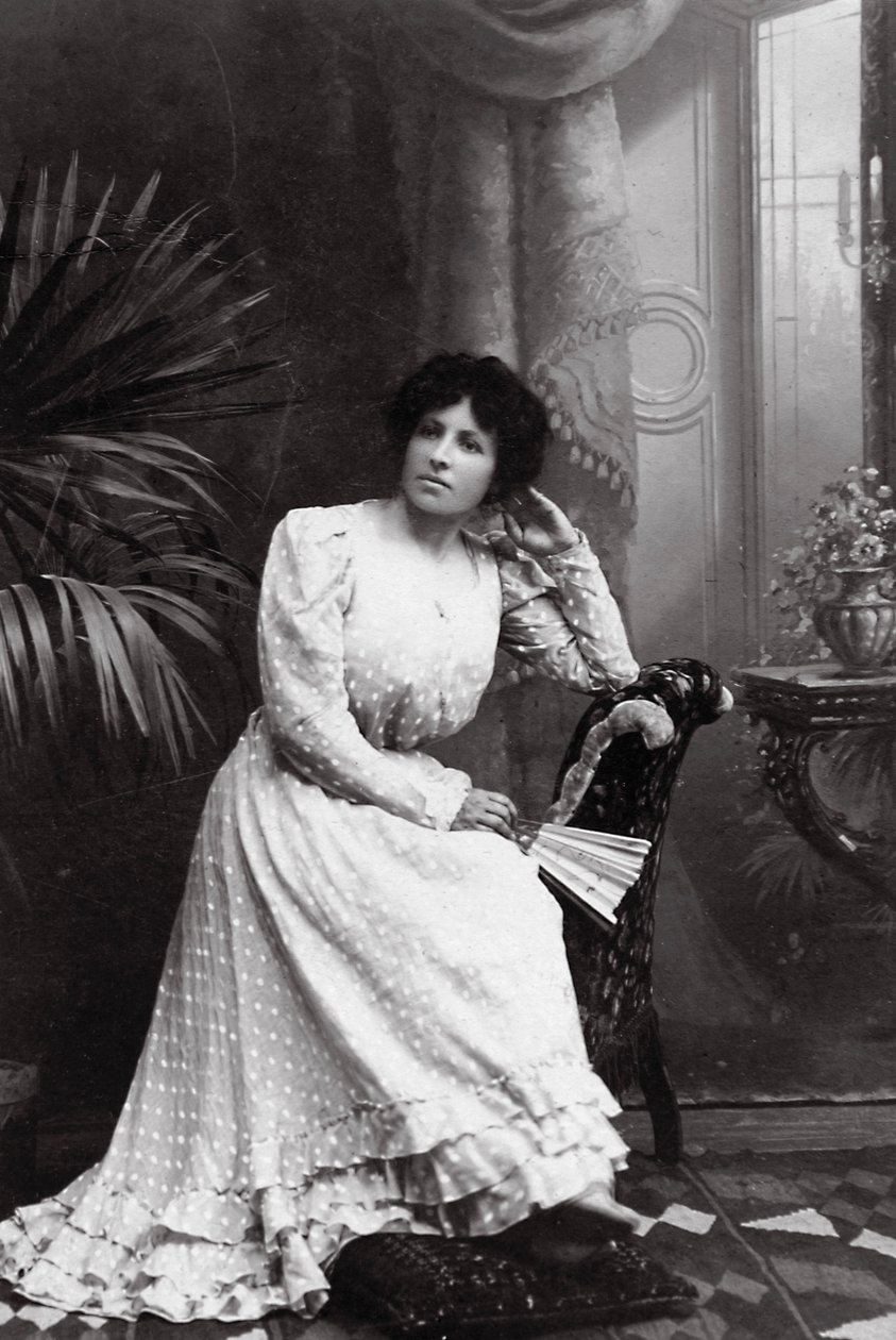 Retrato de Antonina Dronk, c1900-c1908 de Unbekannt