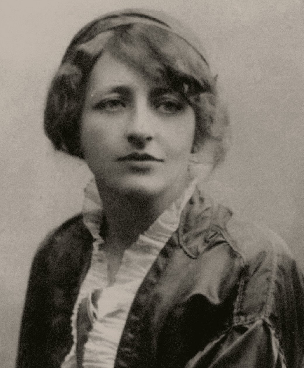 Retrato da condessa Fanny Franziska em Reventlow 1871-1918, c.1900. de Unbekannt