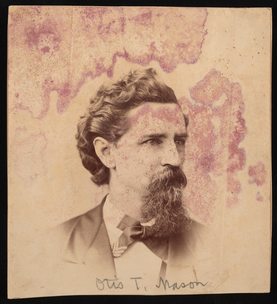Retrato de Otis Tufton Mason 1838-1908, antes de 1900. de Unbekannt