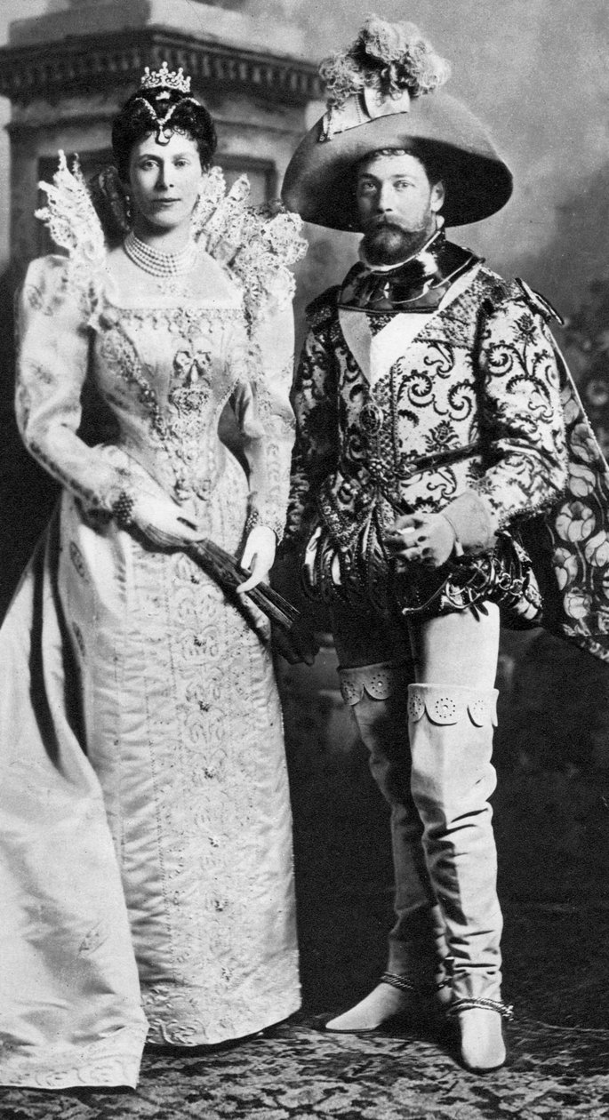 Príncipe George e Mary of Teck em trajes extravagantes, Devonshire House Ball, 1897 de Unbekannt