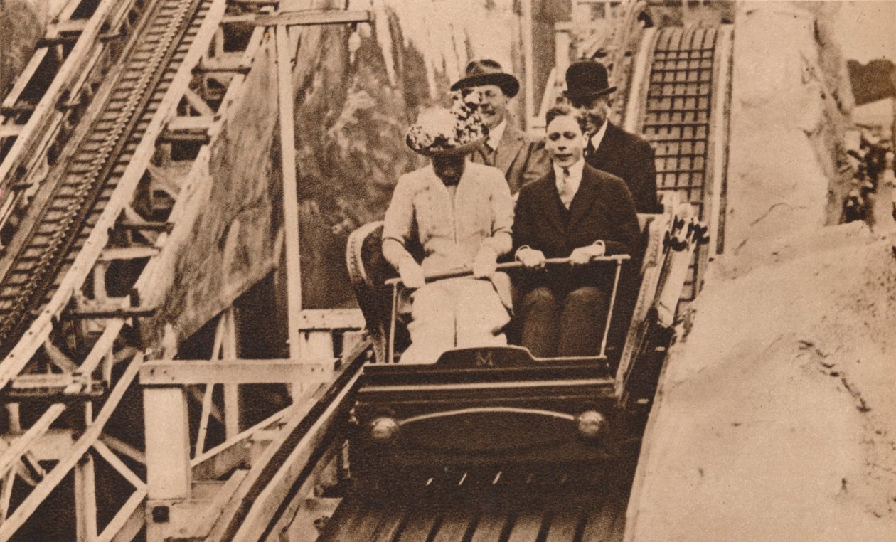 Príncipe George e princesa Mary na abertura da Earls Court Exhibition, Londres, 1913 1935. de Unbekannt