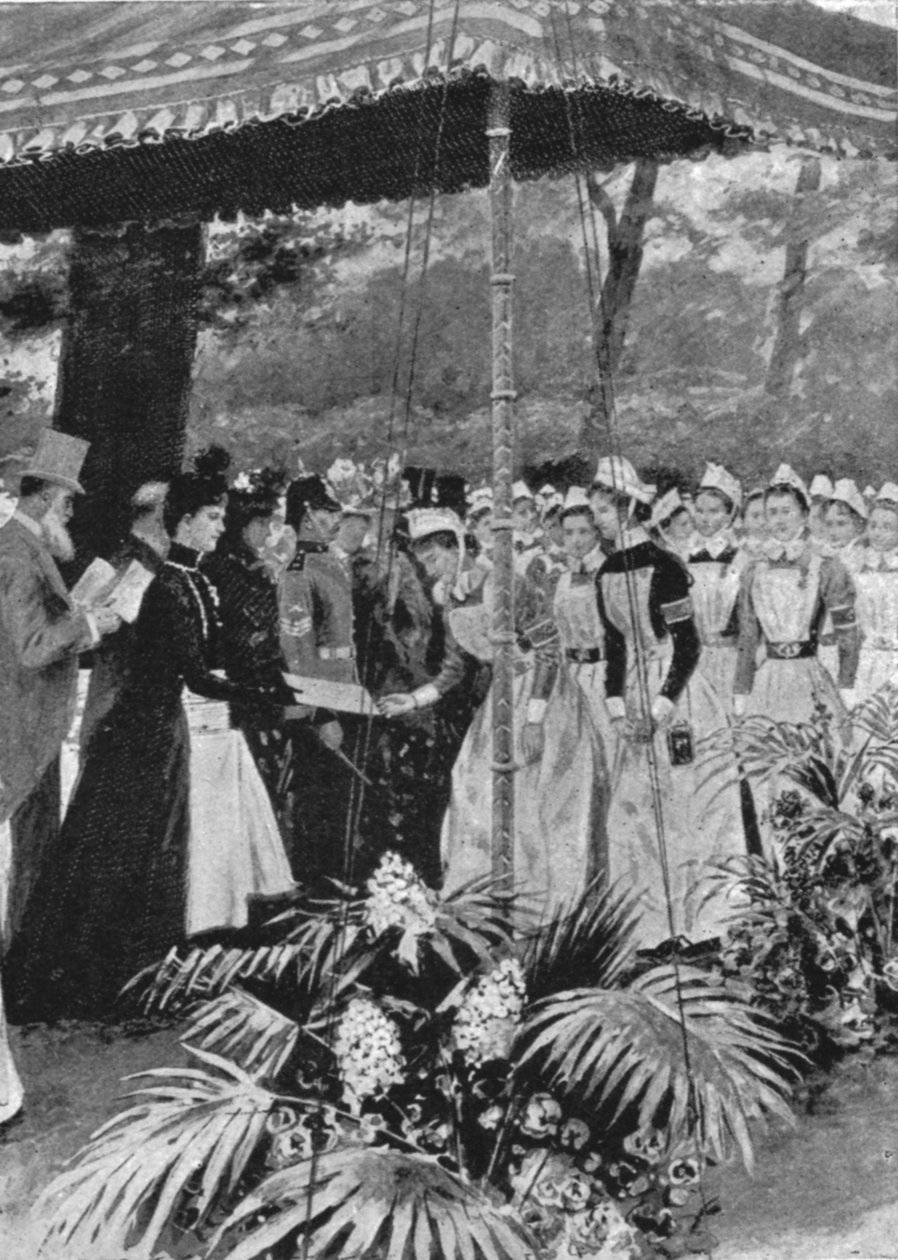 Princesa Alexandra Presenting Certificate to Nurses em Marlborough House, 21 de julho de 1899, 1901. de Unbekannt