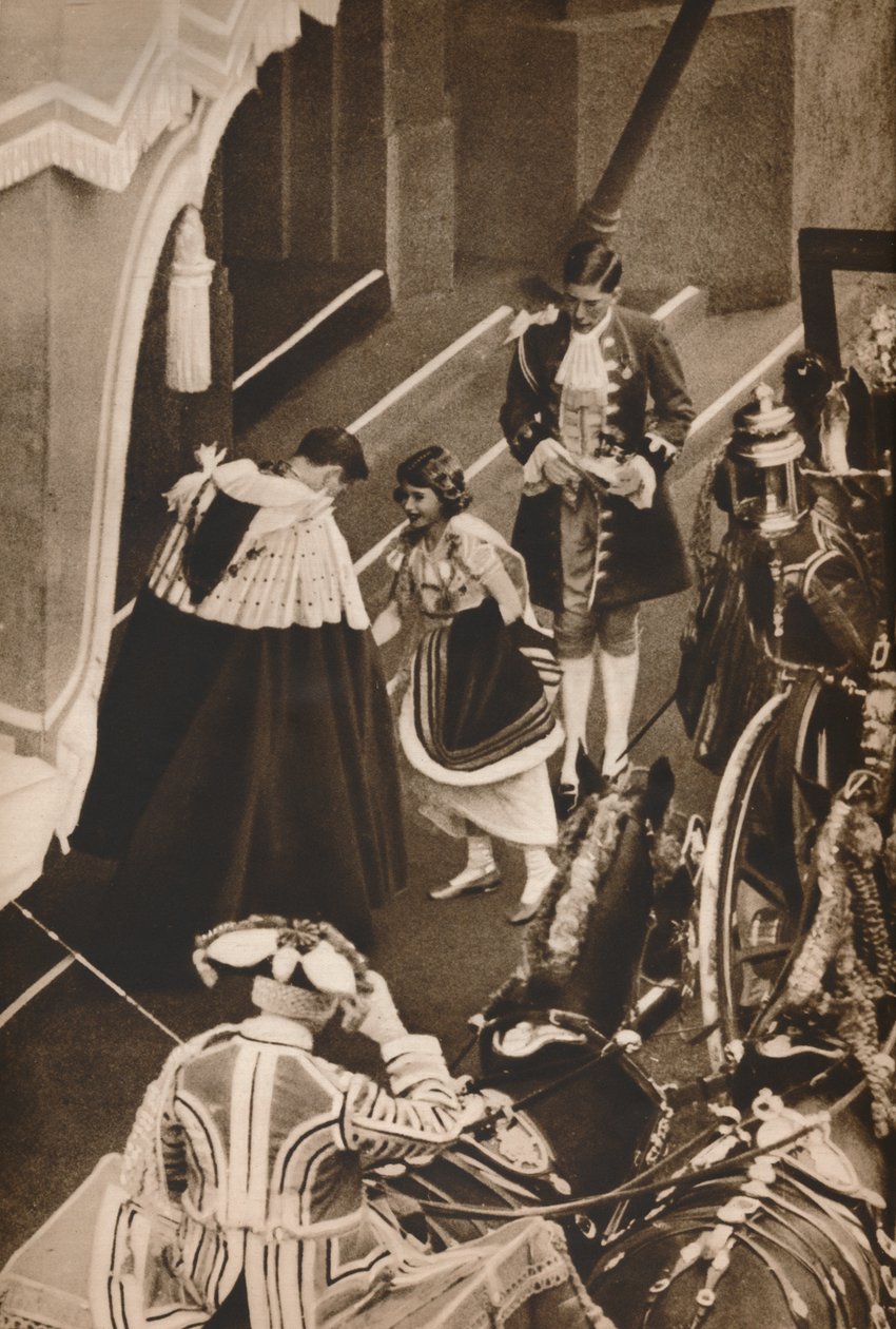 Princesa Elizabeth chegando para a coroação de seus pais, 1937 de Unbekannt