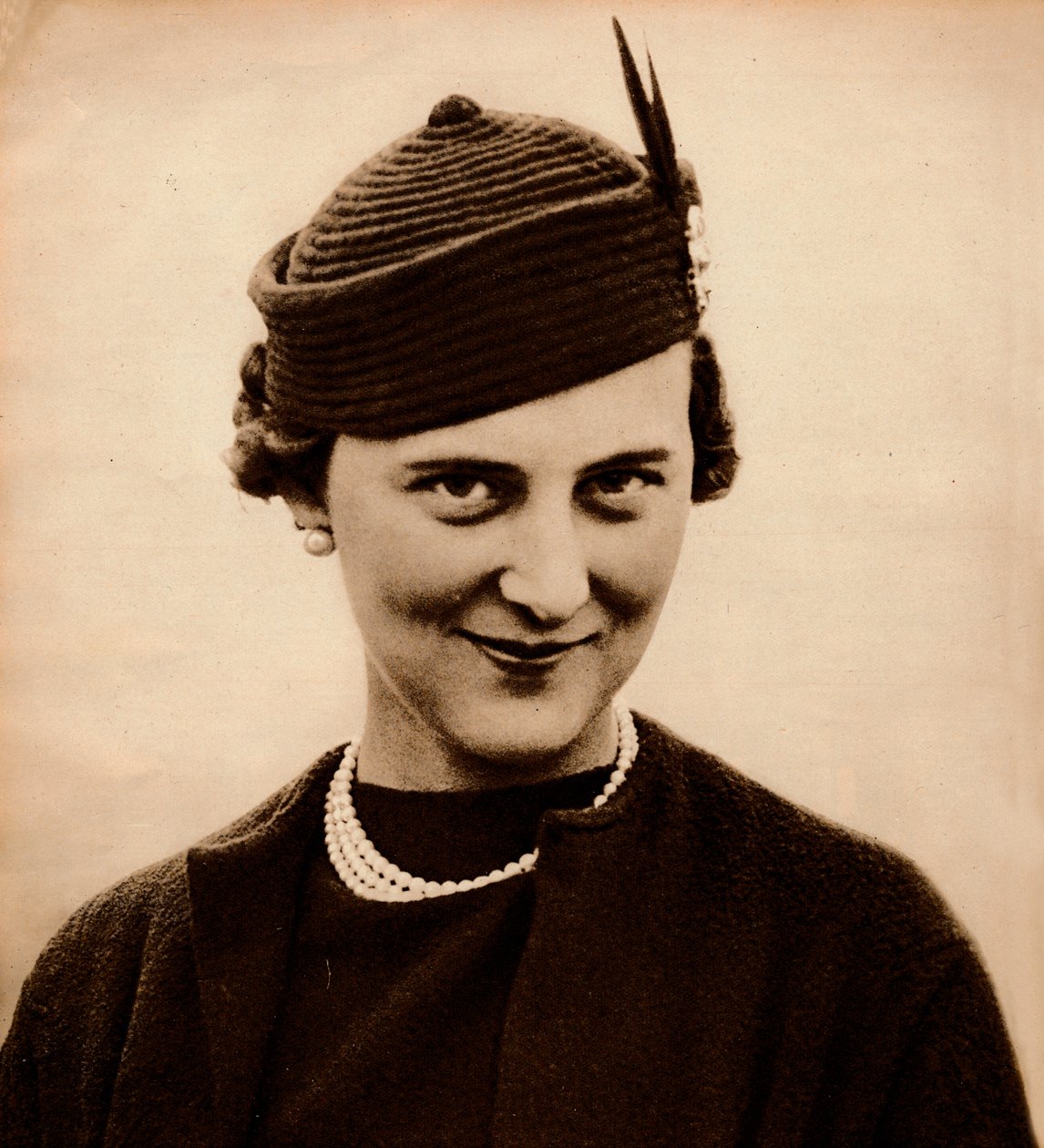 A princesa Marina ficou noiva do filho mais novo do rei George V, o príncipe George agora duque de Kent, w de Unbekannt