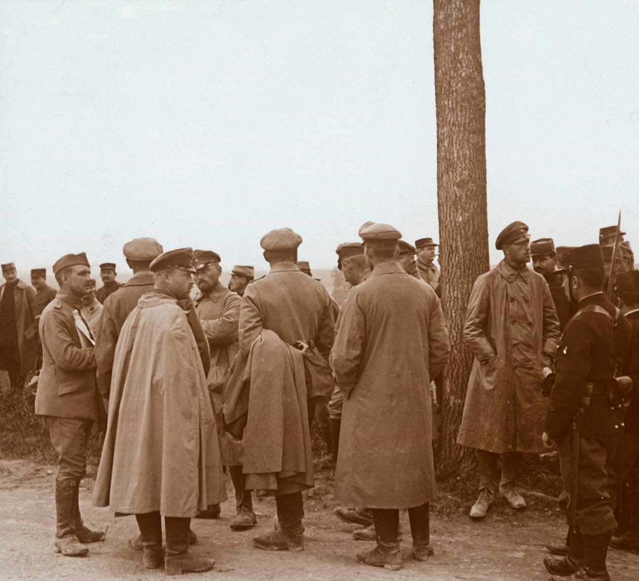 Prisioneiros, Route de l&39;Epine, França, c1914-c1918 de Unbekannt