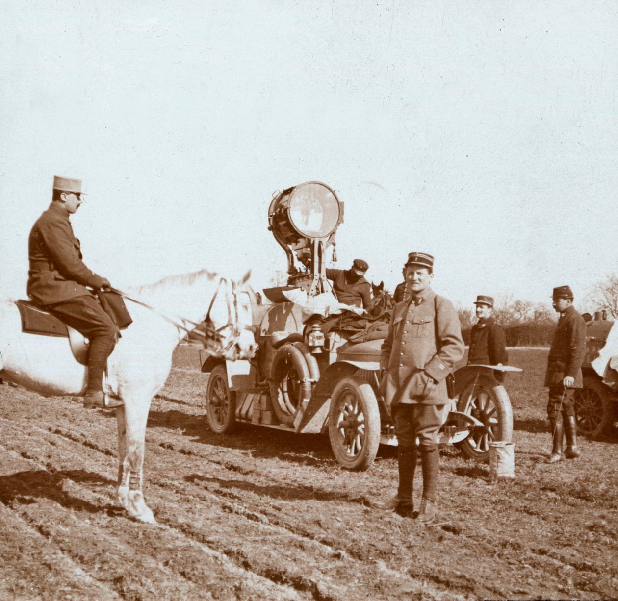 Projetor, Chalons, norte da França, c1914-c1918. de Unbekannt