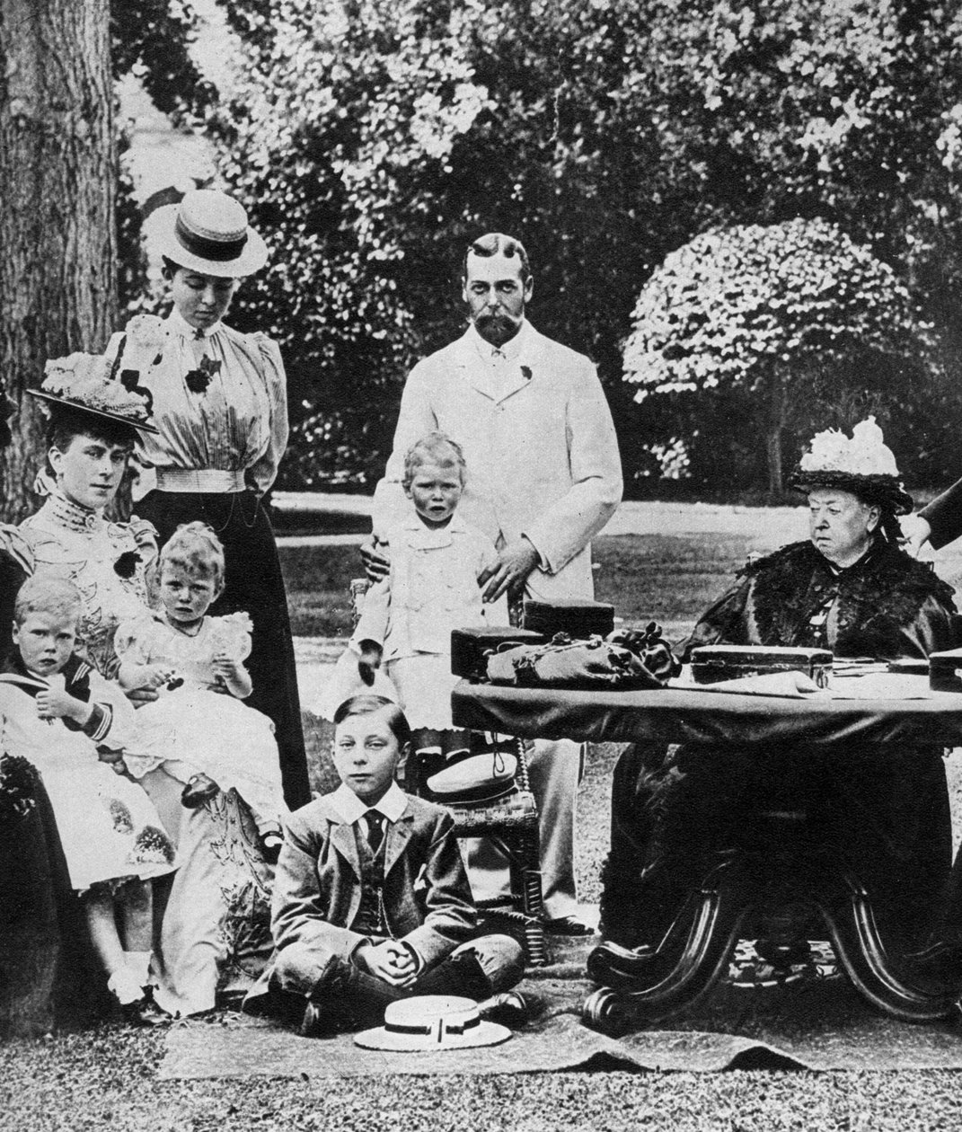 Rainha Victoria e família na Casa Osborne, final do século XIX de Unbekannt