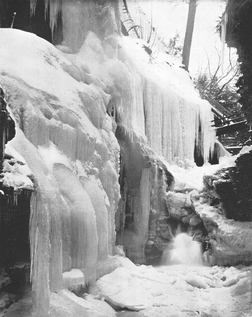 O arco-íris cai no inverno, Watkins Glen, estado de Nova Iorque, EUA, c1900. de Unbekannt
