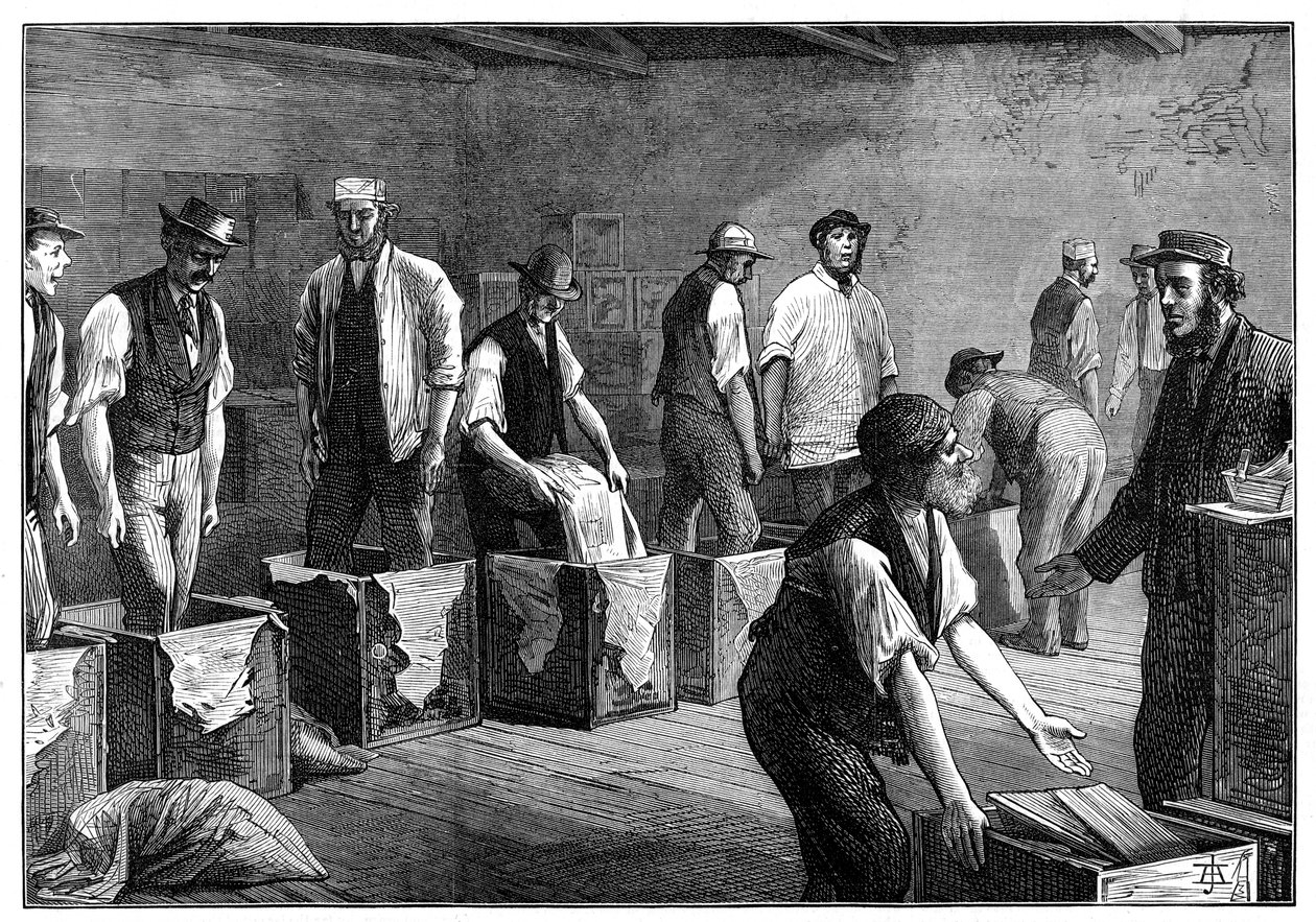 Recarregando baús em um armazém de chá, 1874 de Unbekannt