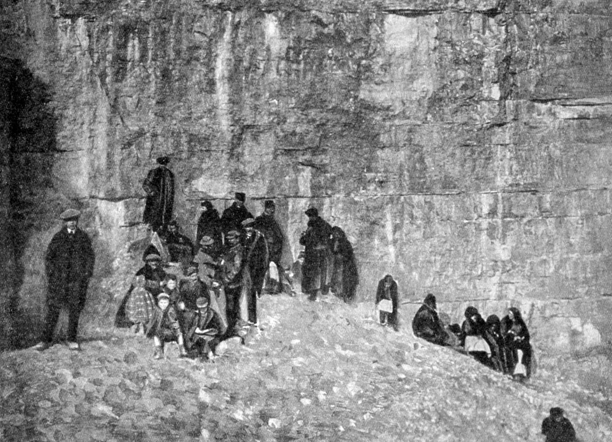 Refugess, alturas de Belleville, durante o bombardeio de Verdun, França, Primeira Guerra Mundial, 1916 de Unbekannt