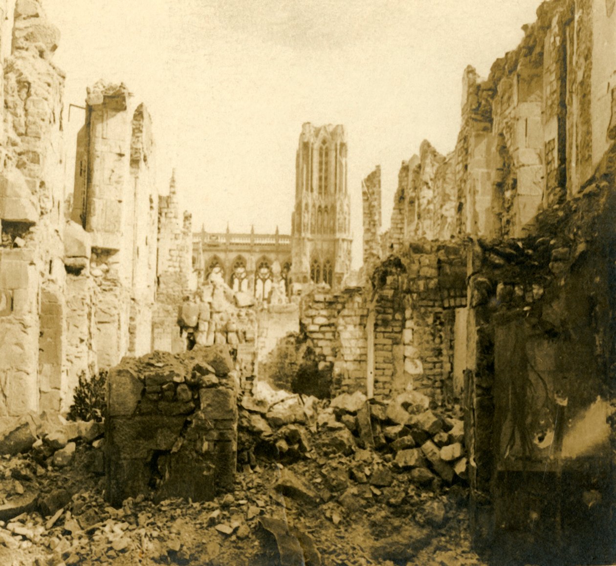 Catedral de Reims, Reims, norte da França, c1914-c1918 de Unbekannt