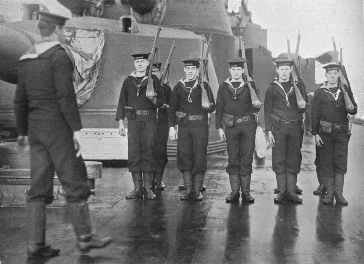 Broca de rifle a bordo de um navio de guerra britânico, 1915 de Unbekannt