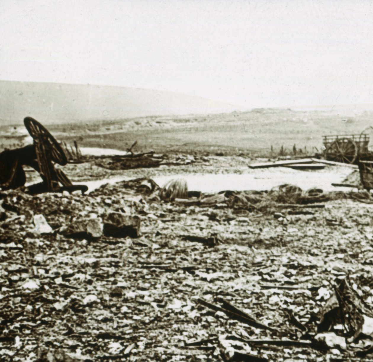 Estrada para Verdun, norte da França, c1914-c1918 de Unbekannt