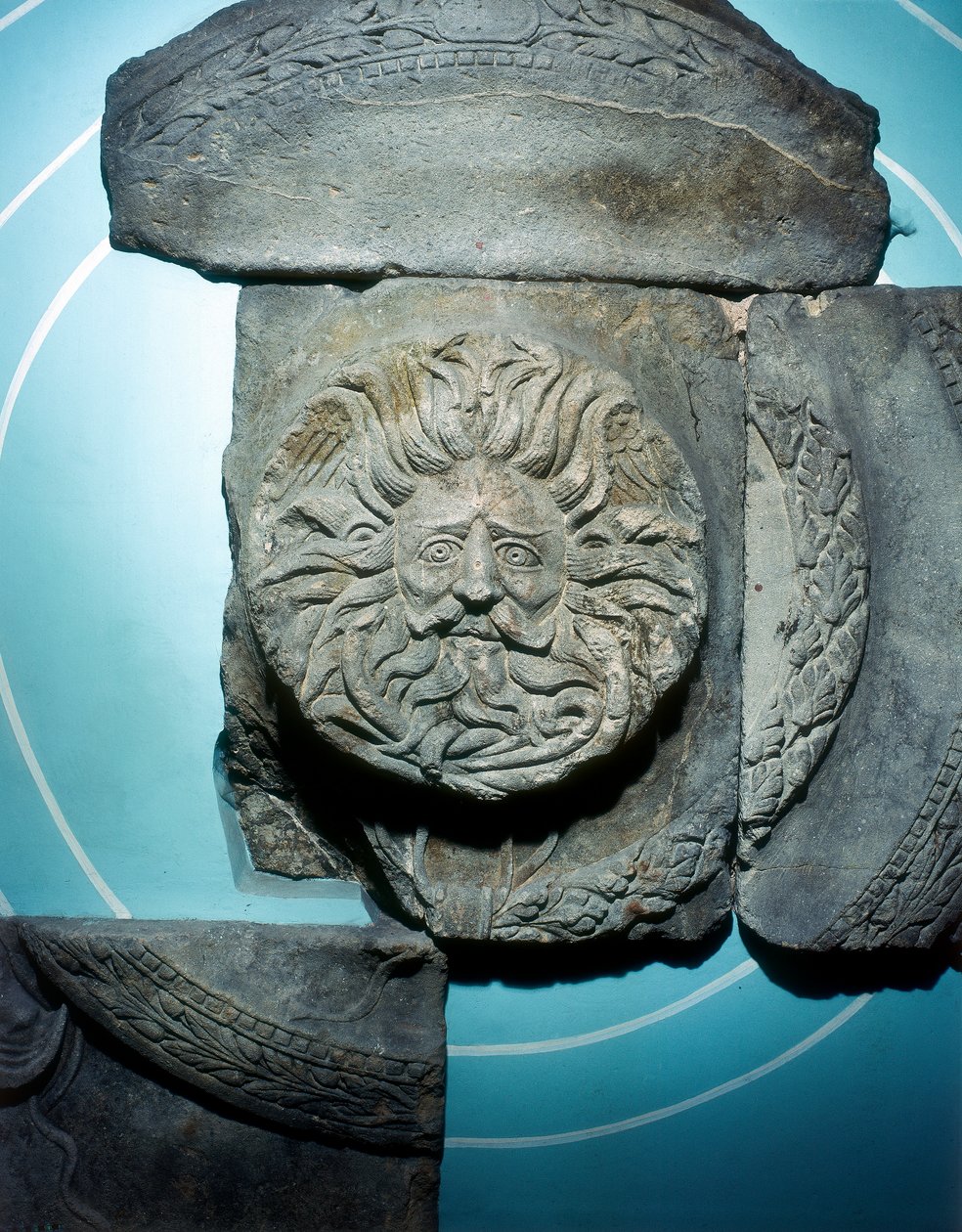 Escultura romana da deusa britânica antiga Sul em Bath, Inglaterra de Unbekannt