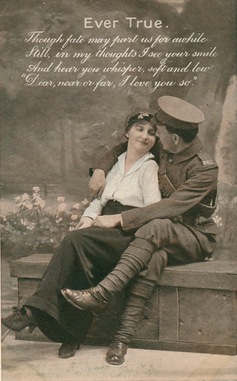 Cartão romântico com um soldado e sua namorada, c1914-18 de Unbekannt