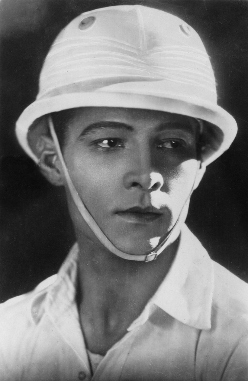 Rudolph Valentino 1895-1926, ator italiano, c1920s de Unbekannt