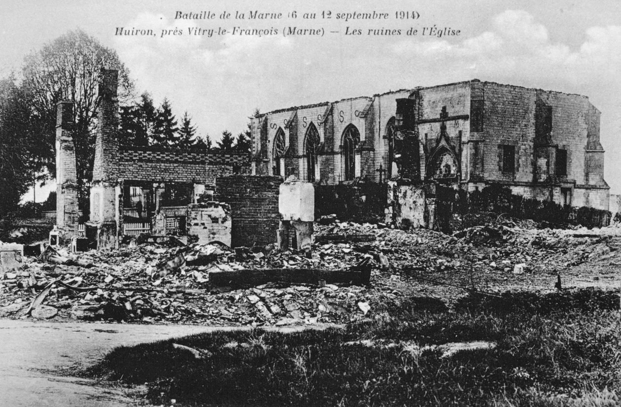 Igreja em ruínas, Huiron, França, Batalha de Marne, Primeira Guerra Mundial, 1914 de Unbekannt